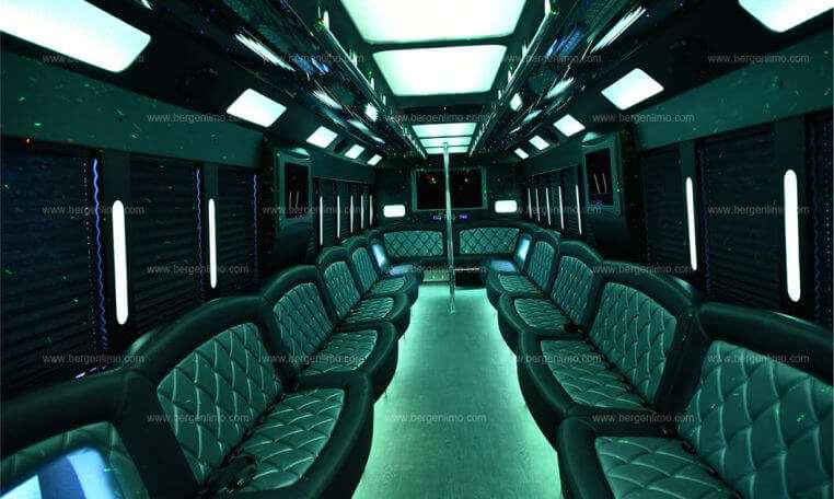 party-bus-ford-f750-nj-21-762x456