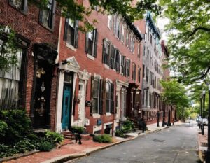 Charming Philadelphia row houses, perfect for a luxurious limousine tour of Pennsylvania's top attractions.