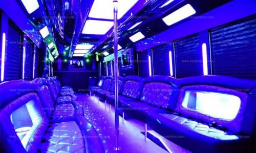 party-bus-ford-f750-nj-22-762x456