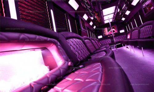 party-bus-ford-f750-nj-27-762x456